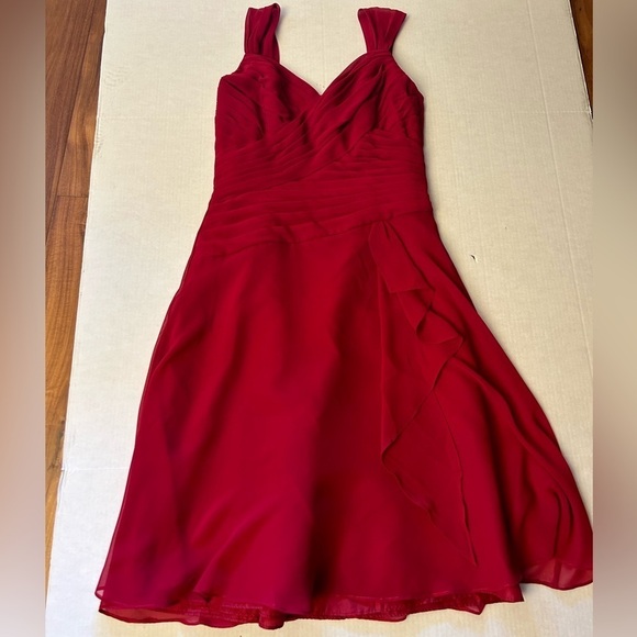 Jasmine Bridal B2 formal red cascade dress Sz-10. S20 - Picture 3 of 14